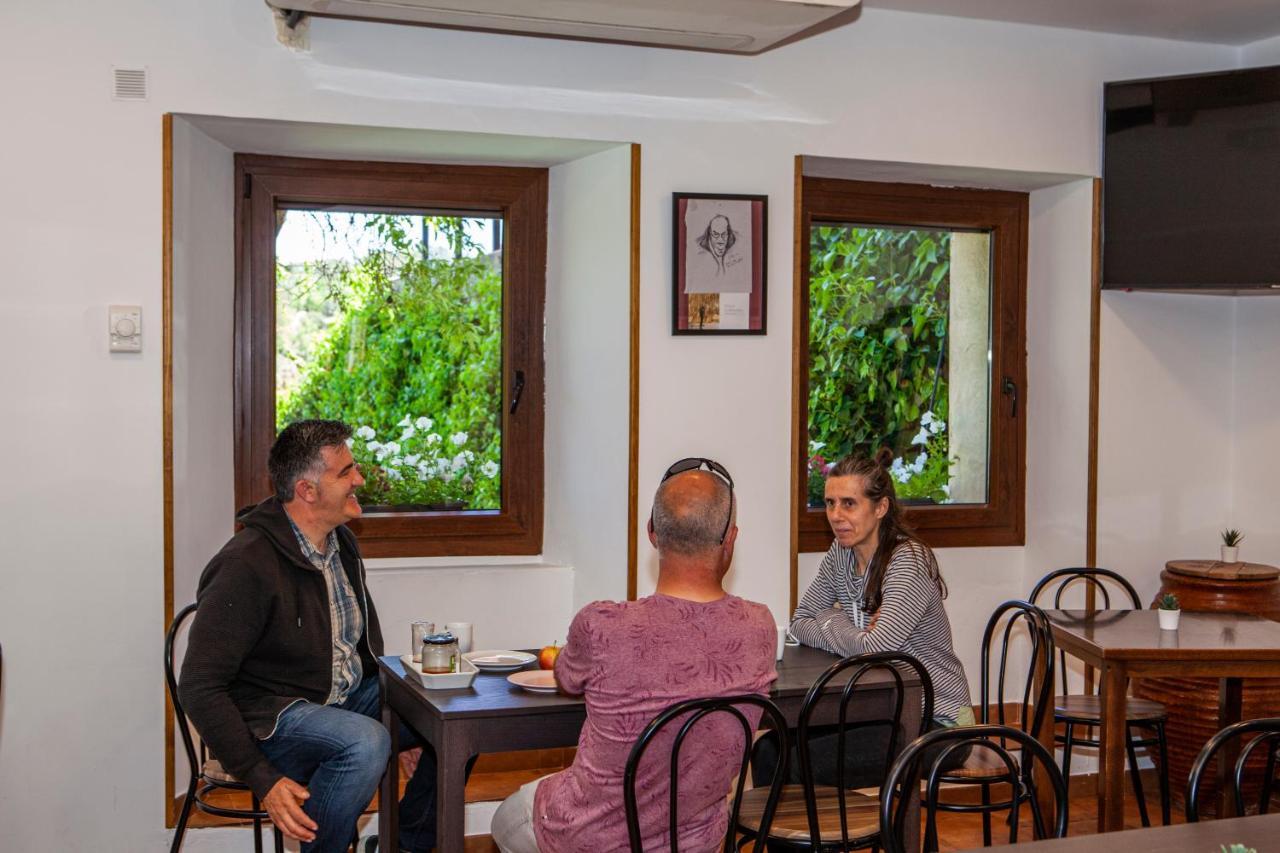 El Albergue De Sigueenza Bagian luar foto